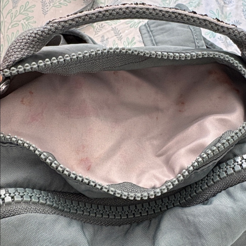 Backpack - Picture 6 of 12